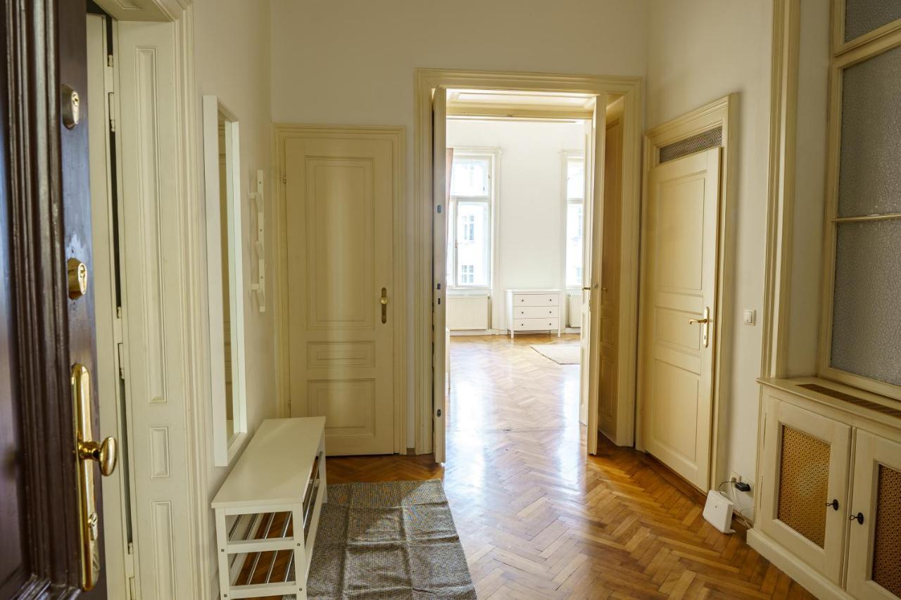 Vienna City Apartments 1060 וינה מראה חיצוני תמונה